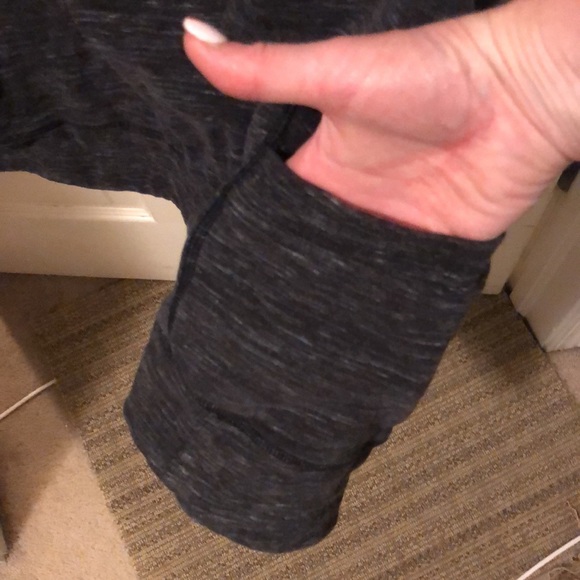 Lululemon jacket - Picture 4 of 7